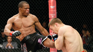UFC on FOX Sports 1: Trinaldo v Hallmann